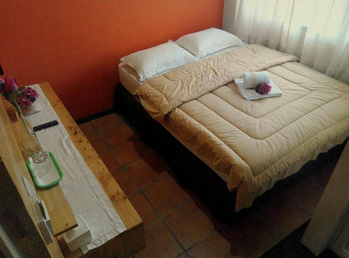 Roemah 28 Syariah Hotell Medan Eksteriør bilde